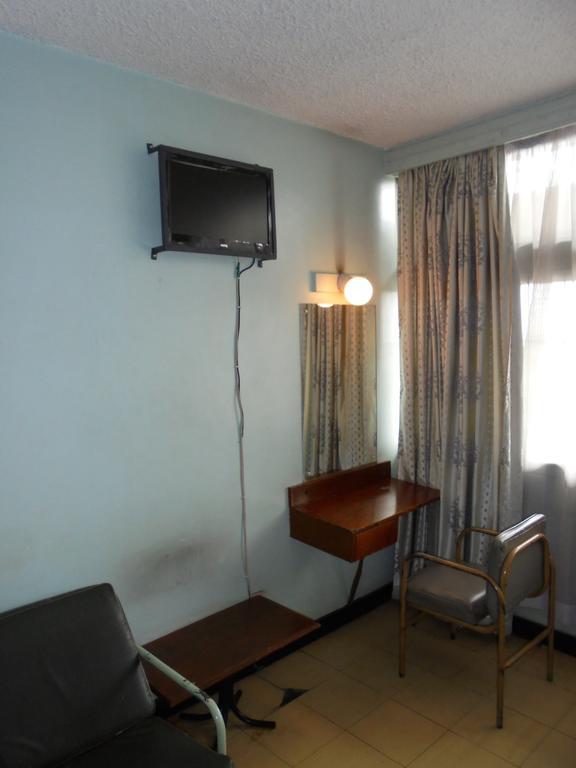 Karibu Hotel Nairobi Buitenkant foto