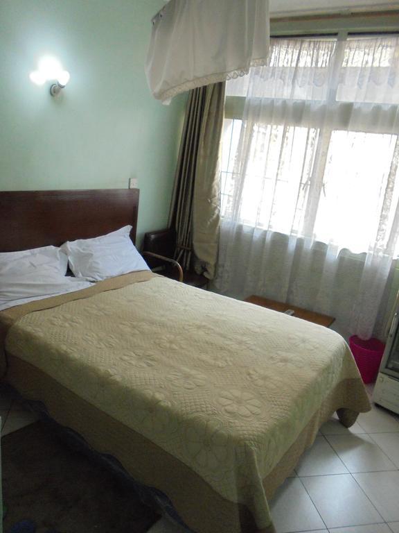 Karibu Hotel Nairobi Buitenkant foto